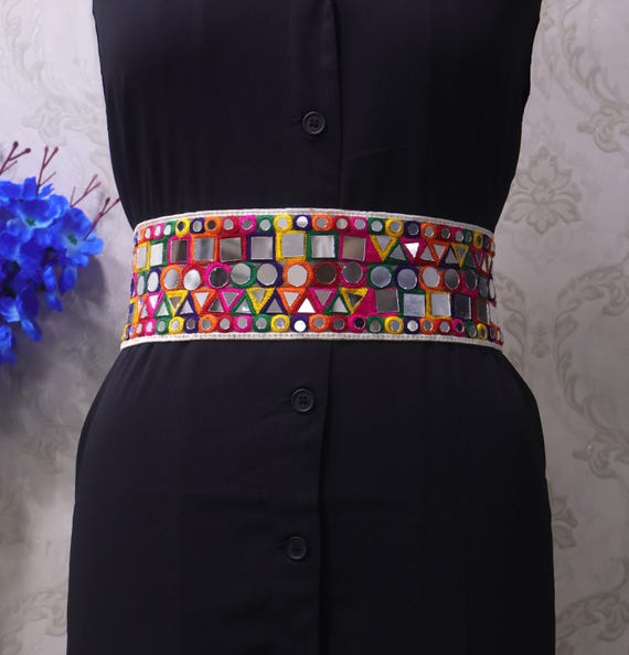 Mirrorwork Boho Waist Belt: Multicolor Embroidered Metal  display picture 3