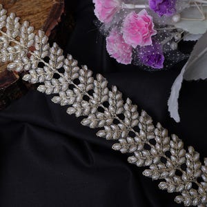 Bellissimo tralcio di Zari e perle in oro, rifiniture glamour per sari, pizzo indiano Dupatta, bordo decorativo fai da te per cucito, larghezza 3,5 cm
