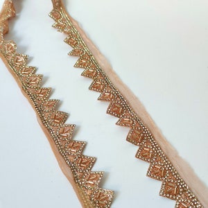 Bordure indienne métallique en zircone or rose, bordure en sari ruban d'organza, écharpe de mariage bricolage, oreiller artisanal, bordure perlée à la main par mètre