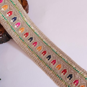 Antique Gold Sabyasachi Indian Border Lace: Zari Embroidered Sari Trim (7cm)