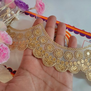Golden Scalloped Sequin Zari Trim: Indian Sari Lace - 9 Yards