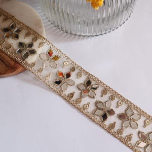 Gold Mirror Cutwork Vine Trim: Indian Sari Dupatta Lace, 4.5cm Wide