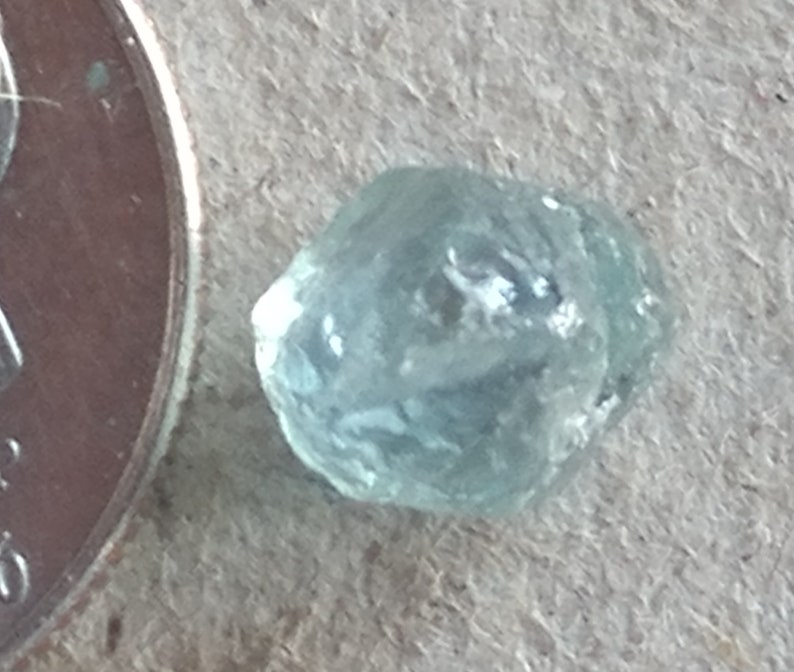 2.08 Carats Montana Sapphire Rough. AQUAMARINE. Heat Treated. Clear