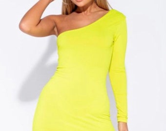 yellow dress sexy