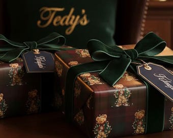 Carta da regalo tradizionale natalizia a quadri con orsi, carta da regalo natalizia a quadri, carta da regalo scozzese, carta da regalo natalizia verde, carta da regalo natalizia a quadri