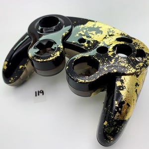 Official Gamecube Shell: Golden Guardian (no. 119)