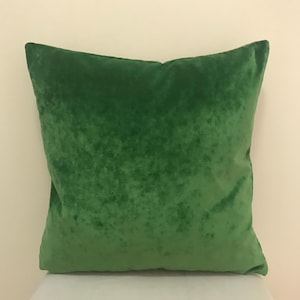 Green Velvet Pillow Cover, Velvet Pillow, Green Pillow, Velvet Cushion Case, Green Velvet Pillows, 18X18 20X20 22X22 Throw Pillow Cover