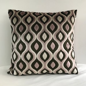Colorful Pillow Cover Velvet Pillow ,All Size Pillows Custom Made Pillow Velvet Pillow Cover 18X18 Velvet Cushion Cover Decorative Pillows