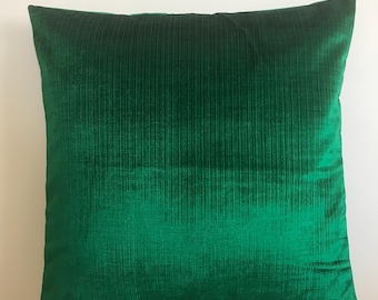 Emerald Green Velvet Pillow Cover, Velvet Pillow, Green Pillow Cover, Custom Made Pillow, 18X18 20X20 22X22 Velvet Pillow, Throw Pillow Case