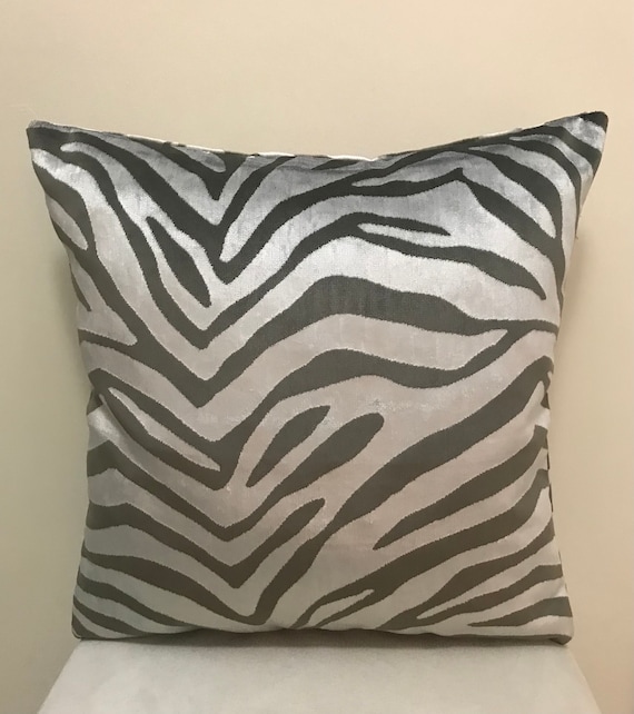 24x24 gray pillow covers top