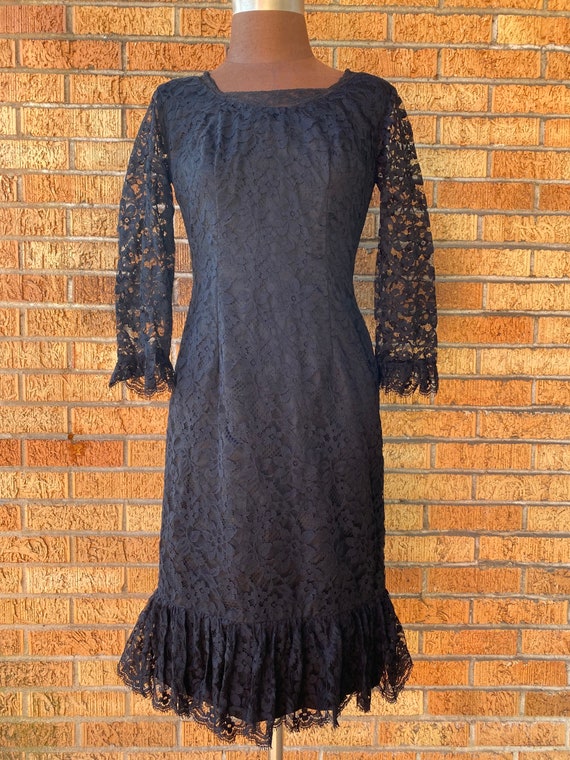 Vintage 1950s Lord and Taylor Black Lace Dress - image 2