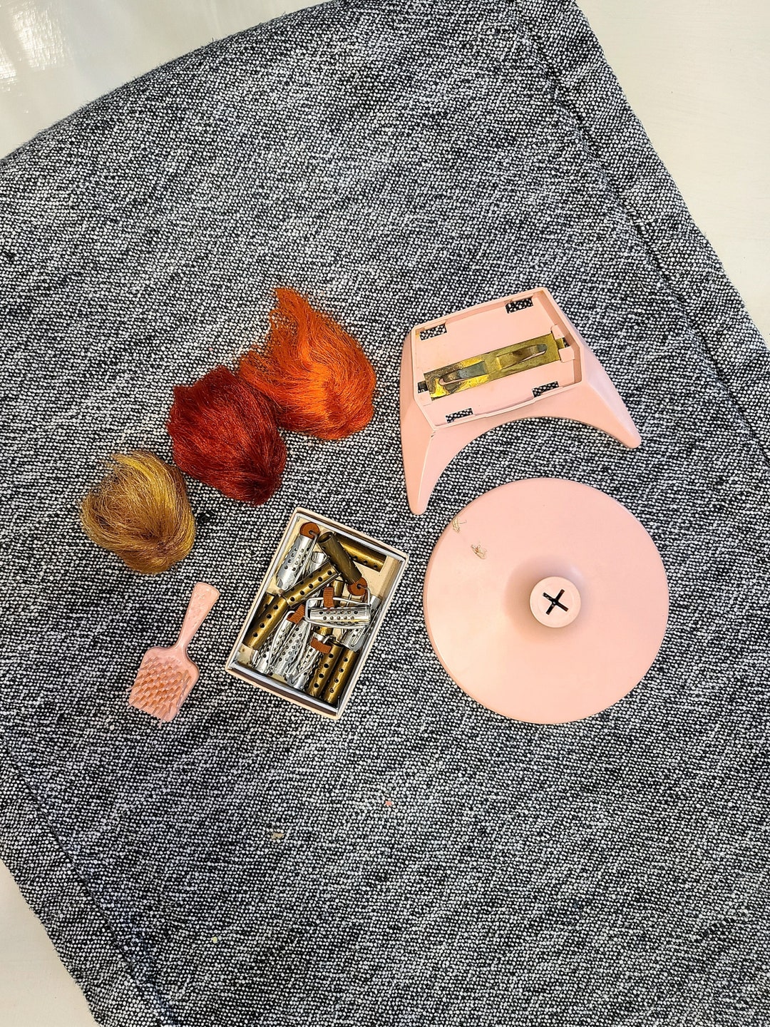 1964 Vintage Barbie Color 'n Curl / Barbie Accessories / Doll Wig Set / Doll Clothing / Stock