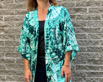 Kimono boho tie-dye feminino, presente para ela, jaqueta kimono, cardigã de verão, saída de praia, saída de praia boho, cardigã kimono, robes femininos