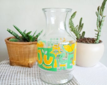 1970s Juice Pitcher 48 ounces / Vintage Juice Jug With Green Yellow Graphics / Retro Kitchen Decor