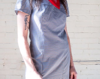 1990s Black and White Gingham Mini Dress Size Small / Vintage Checkered Plaid Summer Above the Knee Short Sleeve Fitted Dress With Slit