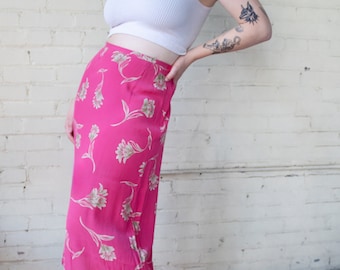 1990s Y2K Vintage Pink Floral Skirt / Summer Fall Maxi Skirt Size Small Medium