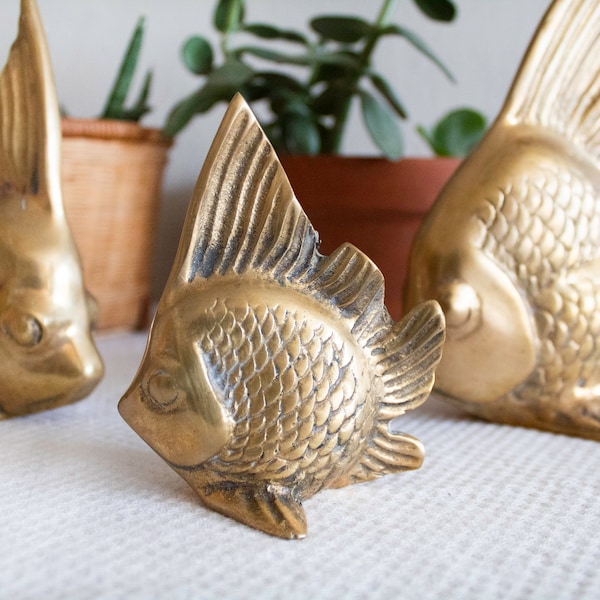 Set of 3 Vintage Brass Angel Fish Statues / Fish Family Figurines / Mid Century 1950s Brass Decor