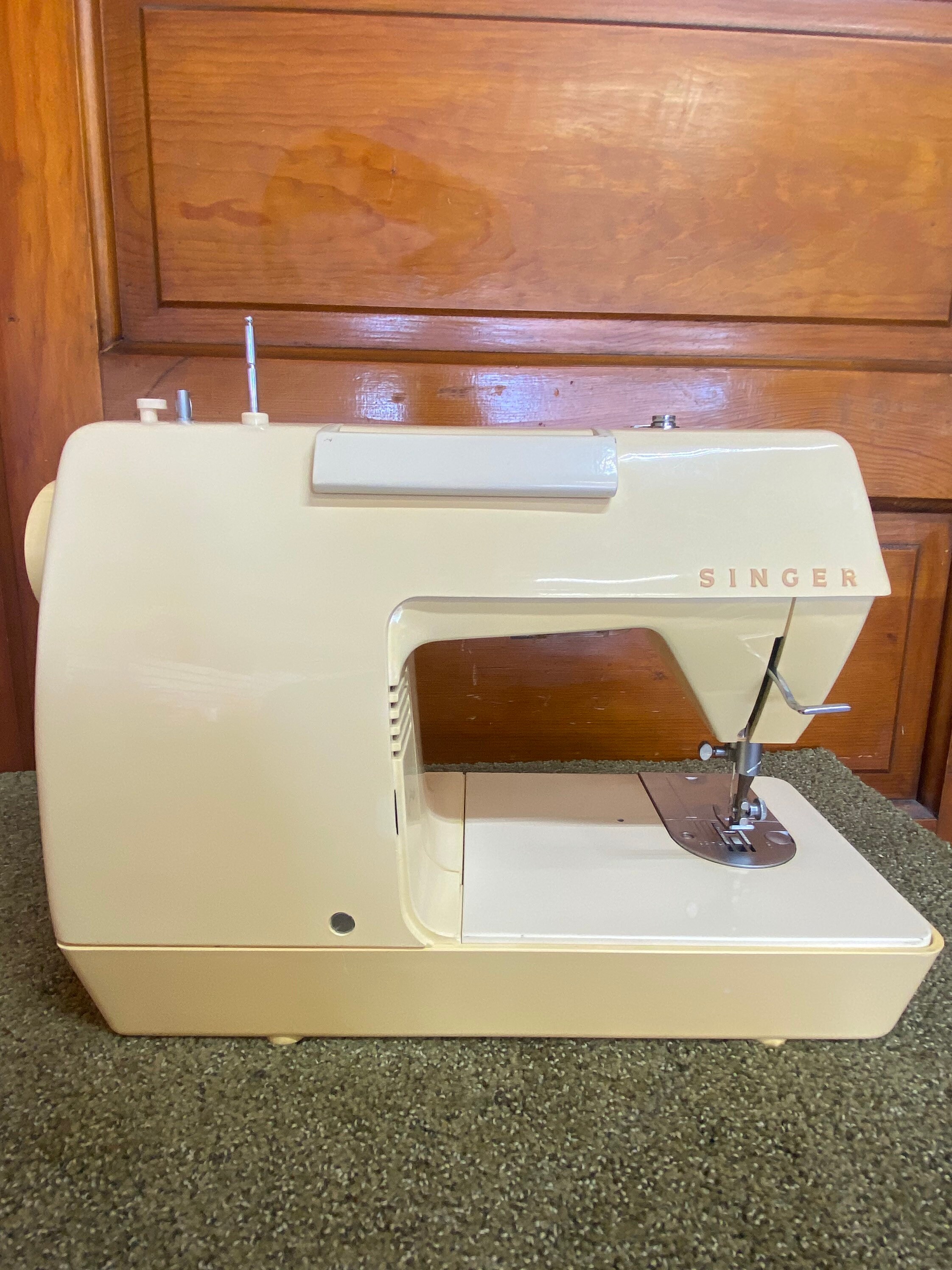Singer Genie Model 353 sewing machine Etsy