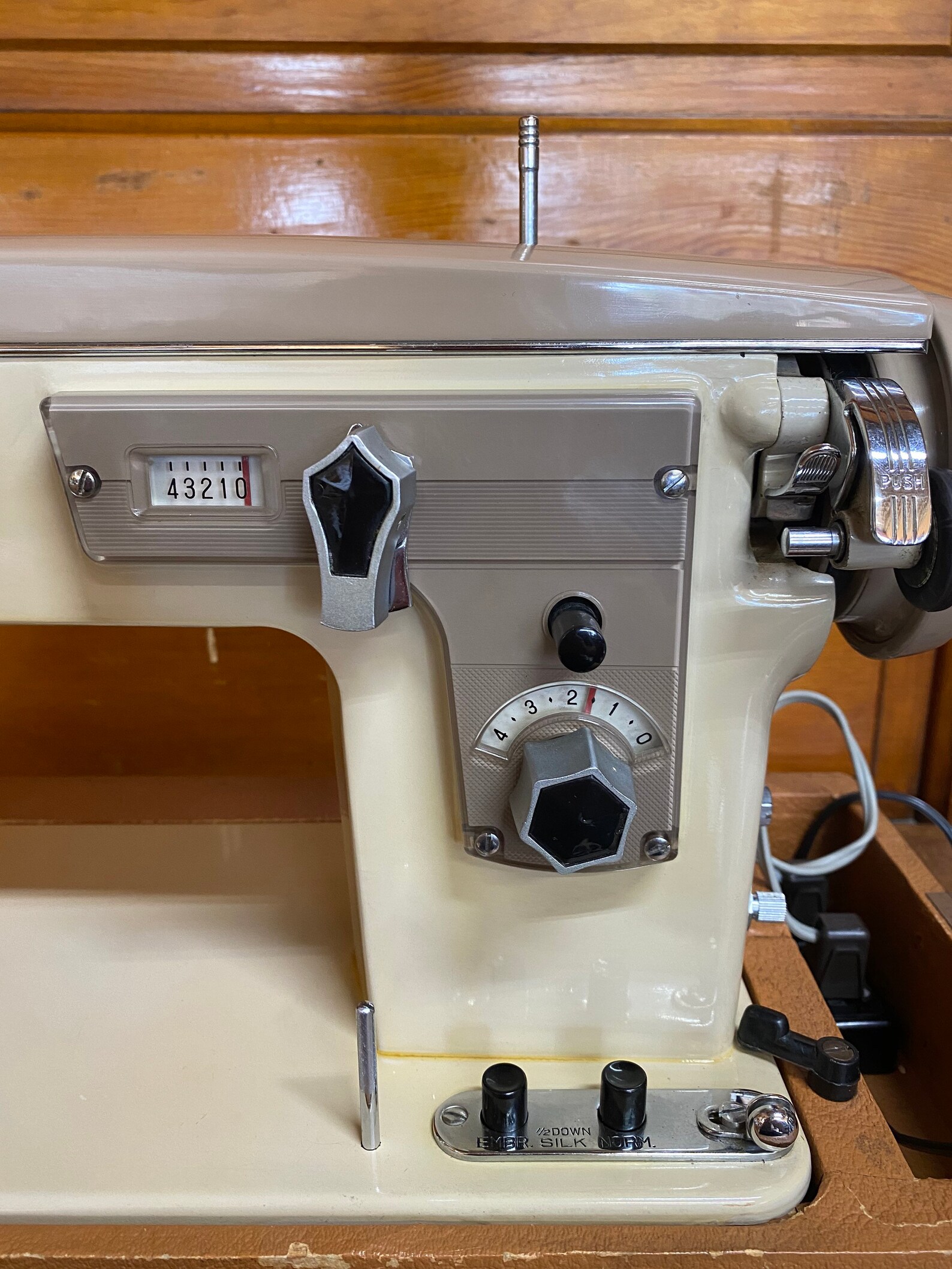 Vintage Nelco N100 Sewing Machine Mechanically Restored Etsy