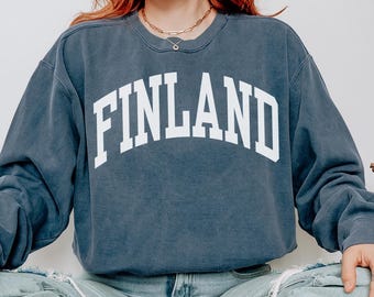 Finland Sweatshirt, Comfort Colors Finland Long Sleeve Shirt Finland Trip Vacation Souvenir Gift, Finn Finnish Sweatshirt Finland Crewneck