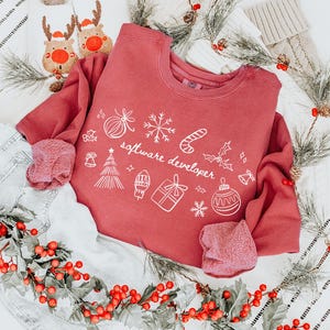 Christmas Software Developer Sweatshirt, Comfort Colors Women In Tech Shirt IT Girl Crewneck, Holiday Coder Girl CS Computer Science Sweater