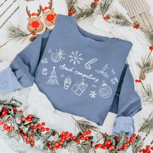 Christmas Cloud Computing Sweatshirt, Comfort Colors Women In Tech Shirt IT Girl Crewneck, Holiday Coder Girl Java Computer Science Sweater
