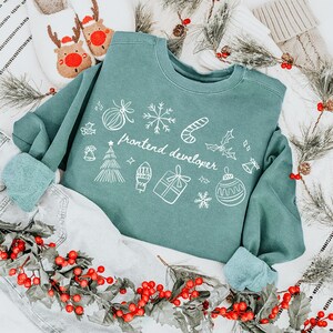Christmas Frontend Developer Sweatshirt, Comfort Colors Women In Tech Shirt IT Girl Crewneck,Holiday Coder Girl Web Computer Science Sweater