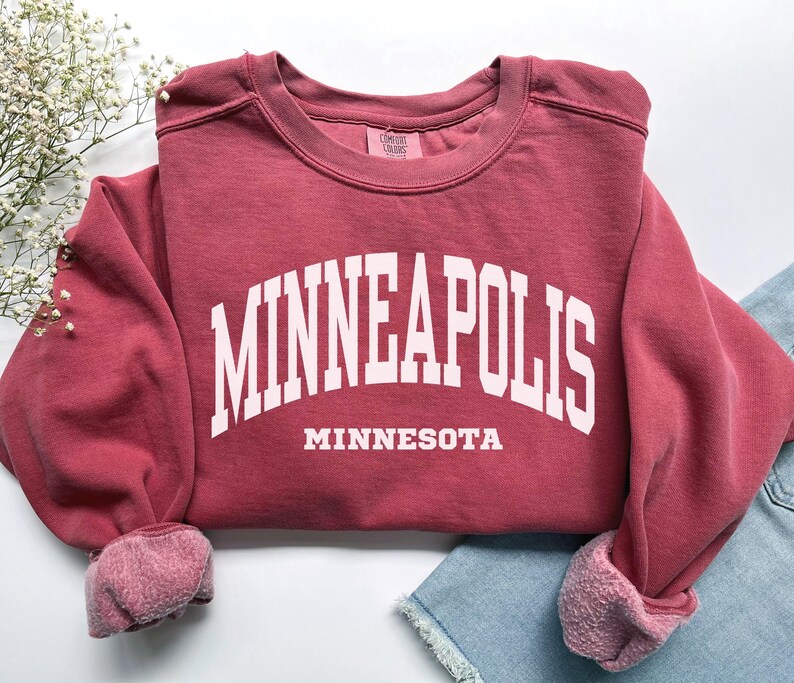 Minneapolis Sweatshirt, Comfort Colors Minneapolis Shirt, Minnesota Vacation Trip Souvenir Gift, College Student Game Day Minnesota Crewneck
