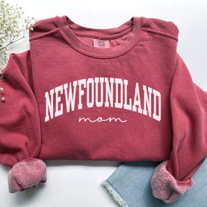 Newfoundland Mom Sweatshirt, Comfort Colors Newfoundland Mom Shirt, Dog Mom Gift, Dog Mom Sweatshirt, Newfie Mama Shirt, Newfie Mom Shirt