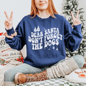 Christmas Dog Mom Sweatshirt, Comfort Colors Christmas Dog Mama Shirt Dog Christmas Gift for Dog Mom, Dog Mom PJs Christmas Dog Dad Crewneck