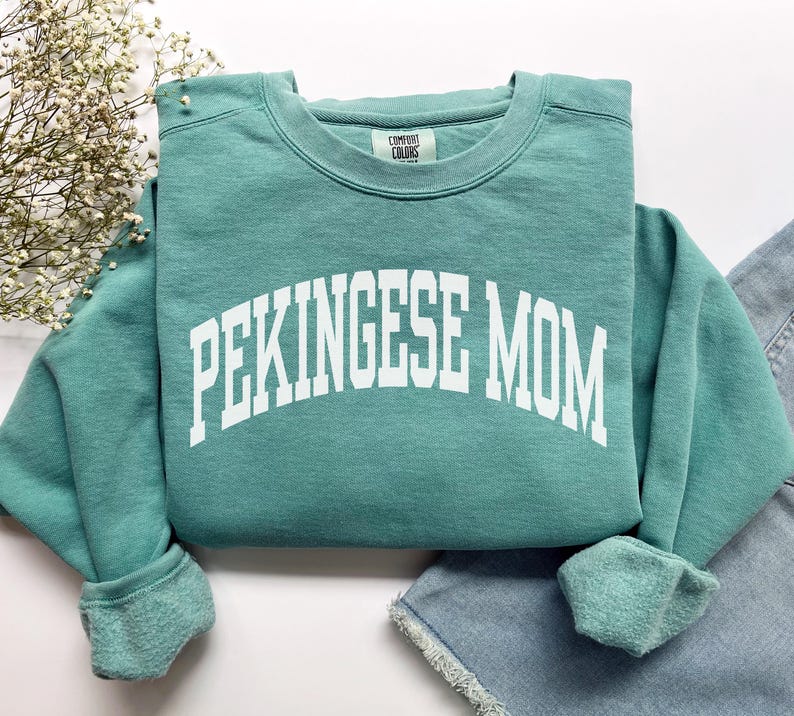 Pekingese Mom Sweatshirt, Comfort Colors Pekingese Mom Shirt, Dog Mom Gift, Dog Mom Sweatshirt, Pekingese Mama Shirt, Pekingese Owner Gift