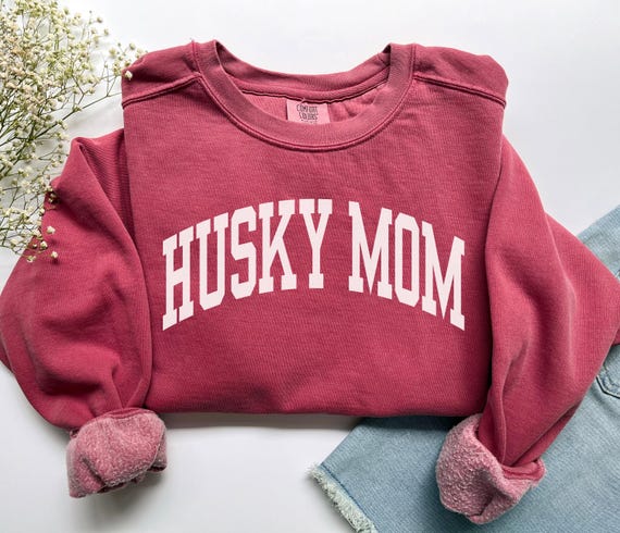 Husky Mom Sweatshirt, Comfort Colors Husky Mom Shirt Dog Mom Gift New Puppy Gift, Husky Mama Shirt Siberian Samoyed Alaskan Husky Owner Gift