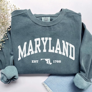 Sweat-shirt Maryland, chemise Maryland couleurs confort, sweat-shirt carte du Maryland, cadeau souvenir de voyage dans le Maryland, cadeaux pour étudiants à col rond dans le Maryland