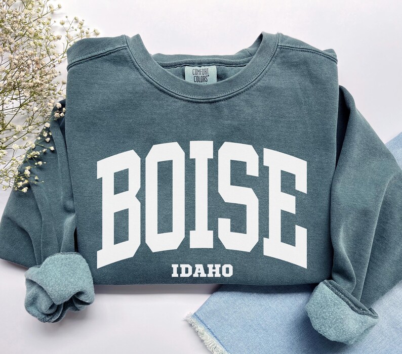 Boise Sweatshirt, Comfort Colors Boise Idaho Shirt Student Preppy Boise Crewneck, Game Day Sports Jersey Idaho Vacation Trip Souvenir Gift