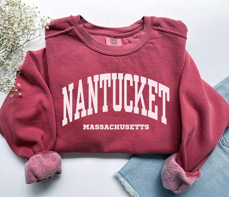 Nantucket Sweatshirt, Comfort Colors Nantucket Shirt, Massachusetts Vacation Trip Souvenir Gift, Summer Beach Sweater Massachusetts Crewneck