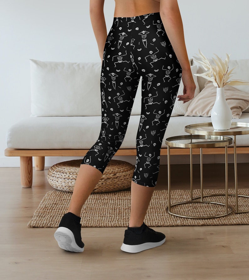 Capri Skeleton Leggings Halloween Skeleton Costume, Capri Halloween Yoga Pants Dancing Skeleton Leggings for Women, Workout Halloween Tights
