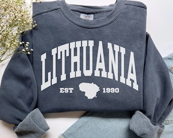 Lithuania Sweatshirt, Comfort Colors Lithuania Map Shirt Lithuania Souvenir Trip Vacation Gift, Sports Lithuanian Roots Heritage Crewneck