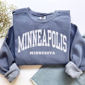 Minneapolis Sweatshirt, Comfort Colors Minneapolis Shirt, Minnesota Vacation Trip Souvenir Gift, College Student Game Day Minnesota Crewneck