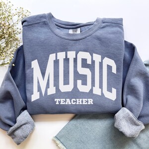 Music Teacher Sweatshirt, Comfort Colors Music Teacher Shirt, Music Lover Piano Teacher Graduation Gift for Musician, Music Student Crewneck