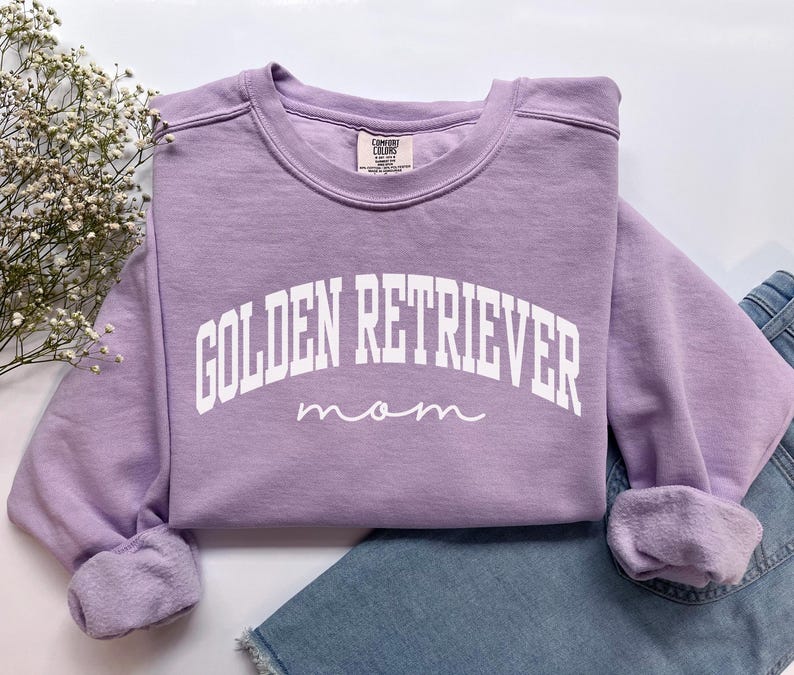 Golden Retriever Mom Sweatshirt, Comfort Colors Golden Retriever Mom Shirt, Dog Mom Gifts, Dog Mom Sweatshirt, Golden Retriever Mom Gift Tee