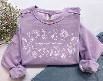 Hoppy Registered Nurse Sweatshirt, Komfort Farben Ostern RN Shirt NICU Krankenschwester Shirt, Frühling ICU Lpn Cna Bsn Picu Peds Krankenschwester Abschlussgeschenk