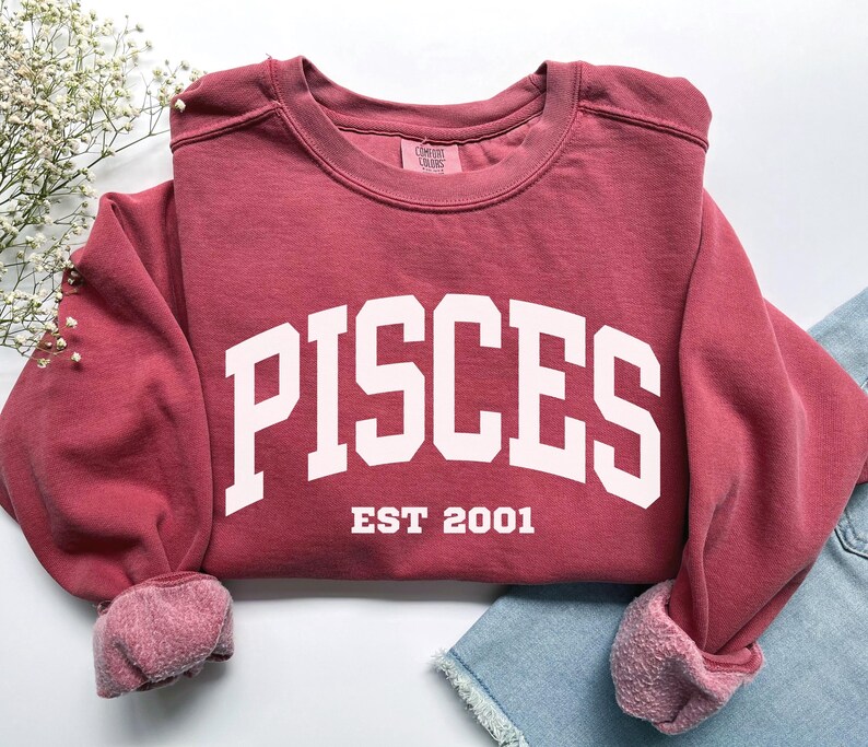 Custom Pisces Sweatshirt, Comfort Colors Custom Pisces Shirt, Pisces Gift, Custom Zodiac Shirt, Personalized Horoscope February March Gift