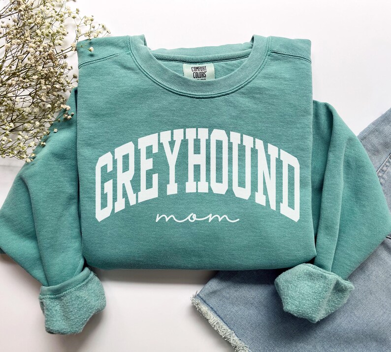 Greyhound Mom Sweatshirt, Comfort Colors Greyhound Mom Shirt, Dog Mom Gift, Dog Mom Sweatshirt, Greyhound Mama Tshirt, Greyhound Owner Gift
