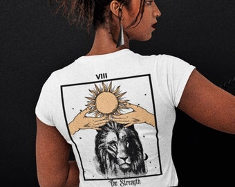 Tarot Shirt Kracht Tarot shirt Tarot Card Print Spirituele Shirts Heks Shirt Tarot Card Shirt Celestial Shirt Goth Shirt Occult Shirt