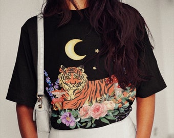 Tiger Tshirt Cottagecore Clothing Indie Clothing Oversized Tshirt Witchy Clothing Y2K Clothing Aesthetic Clothes Edgy Sweatshirt Graphic Tee