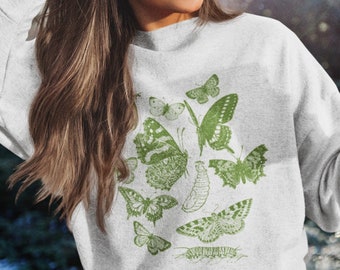 Cottagecore Clothing Butterfly Sweatshirt Folklore Swearshirt Aesthetic Sweatshirt Comfy Sweatshirt Botanical Shirt Dark Academia
