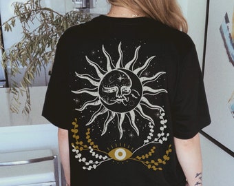 Chemise céleste Chemise botanique Développement personnel Tarot Chemises Femme Witchy Shirt Evil Eye Shirt Boho Moon and Sun Shirt Stay Wild Moon Child