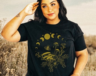 Moth Mushroom Shirt Cottage Core Fairy Goblincore Cottagecore Shirt Goblincore Alt Clothing Dark Academia Deathhead Moth Shirt Witchy Witch