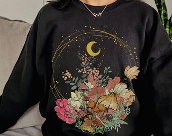 Mushroom Shirt Alt Clothing Magic Mushroom Cottagecore Clothing Trendy Crewneck Aesthetic Clothing Goblincore Fairy Core Moon Sweatshirt