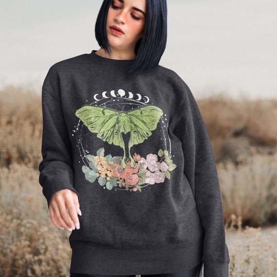 Cottagecore Clothing Luna Moth Oversized Sweatshirt Botanical Sweatshirt Goblincore Clothing Dark Academia Clothinf Mori Kei Dark Core